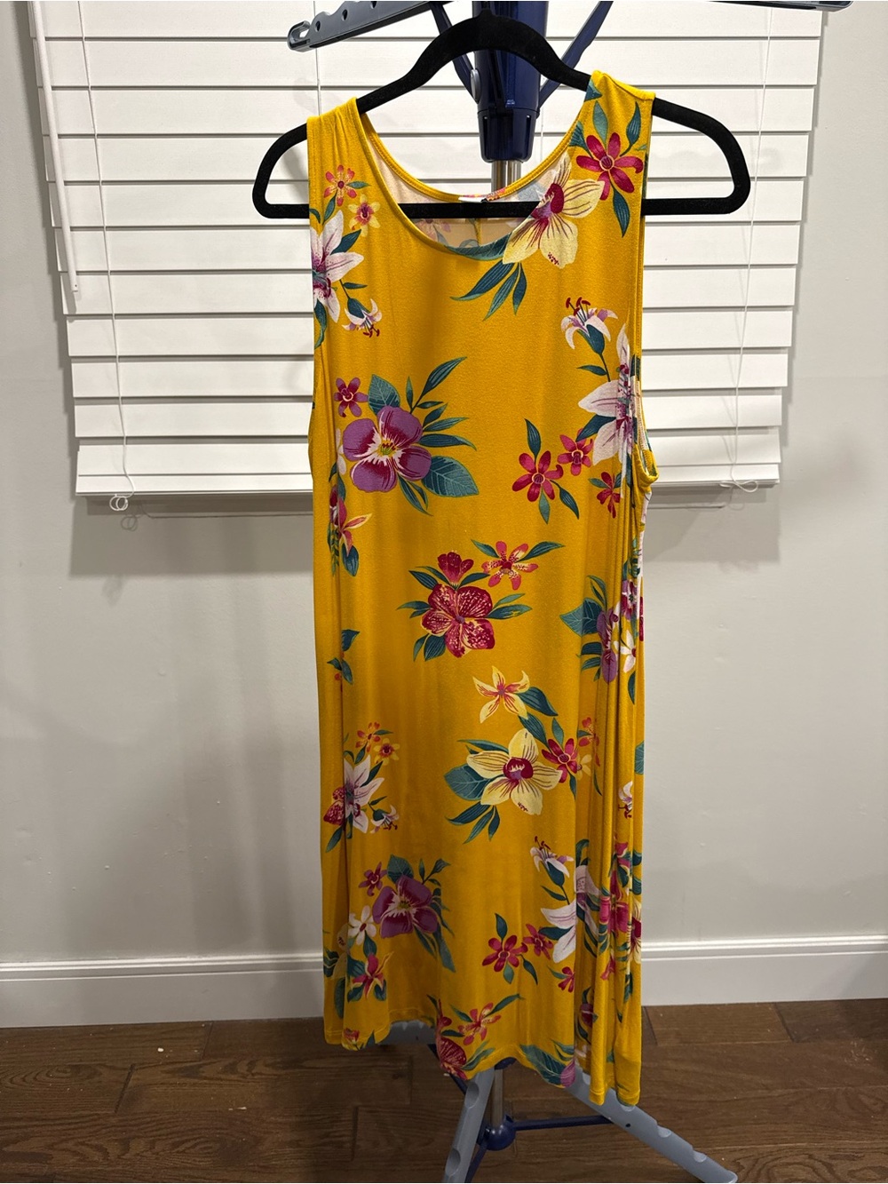 Old Navy Yellow Floral Sleeveless Midi Dress